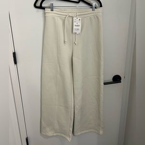Cream Zara Sweatpants